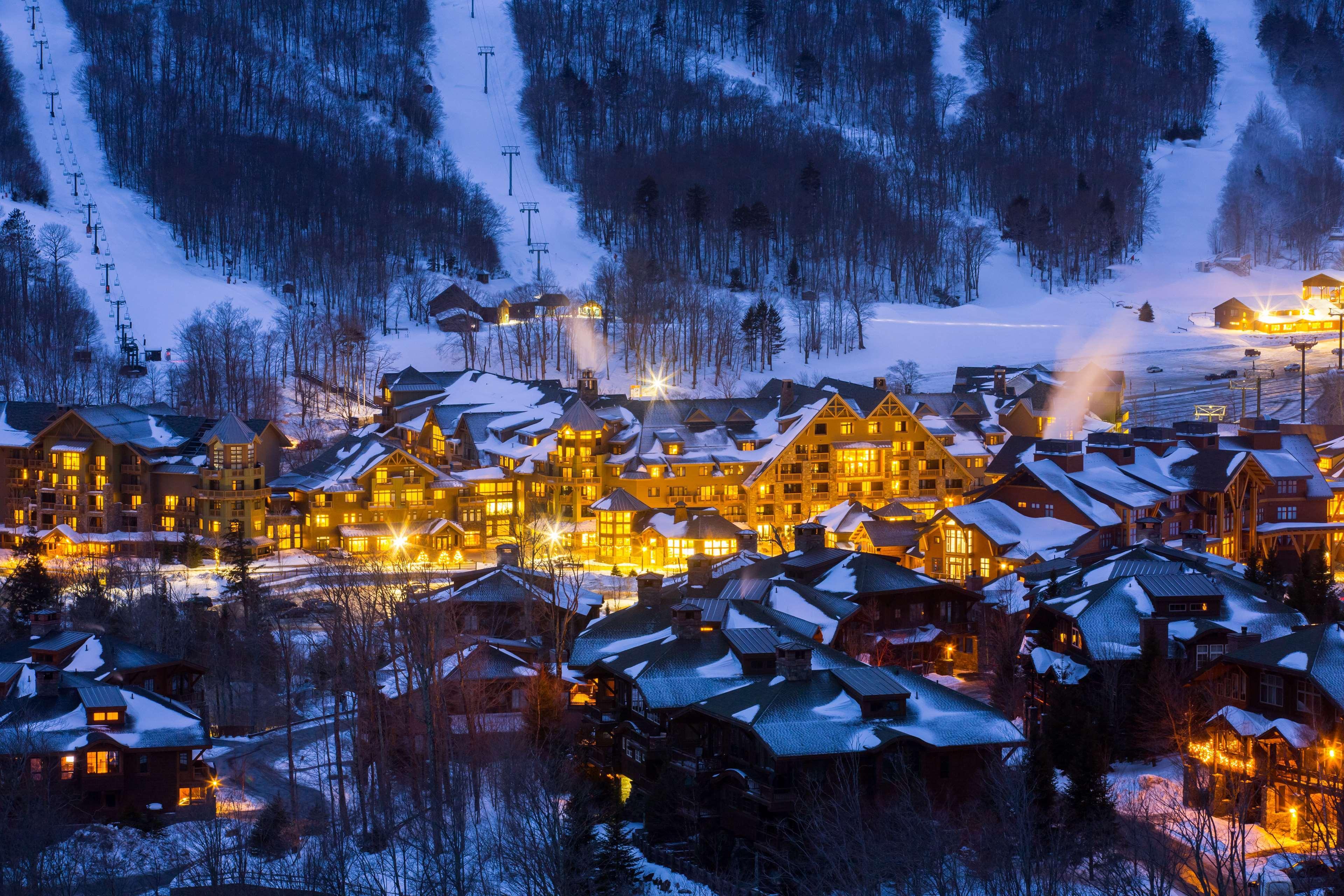 The Lodge At Spruce Peak, A Destination By Hyatt Residence Stowe Exterior photo