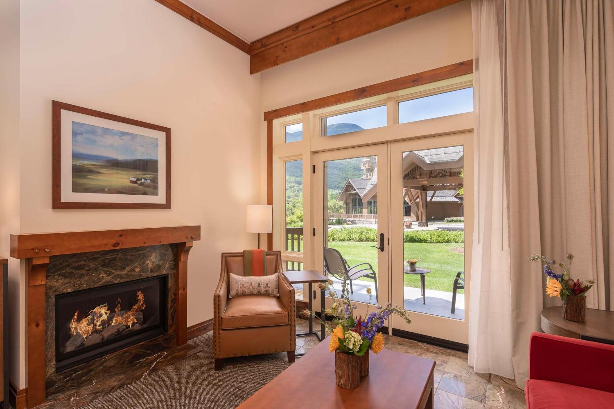 The Lodge At Spruce Peak, A Destination By Hyatt Residence Stowe Exterior photo