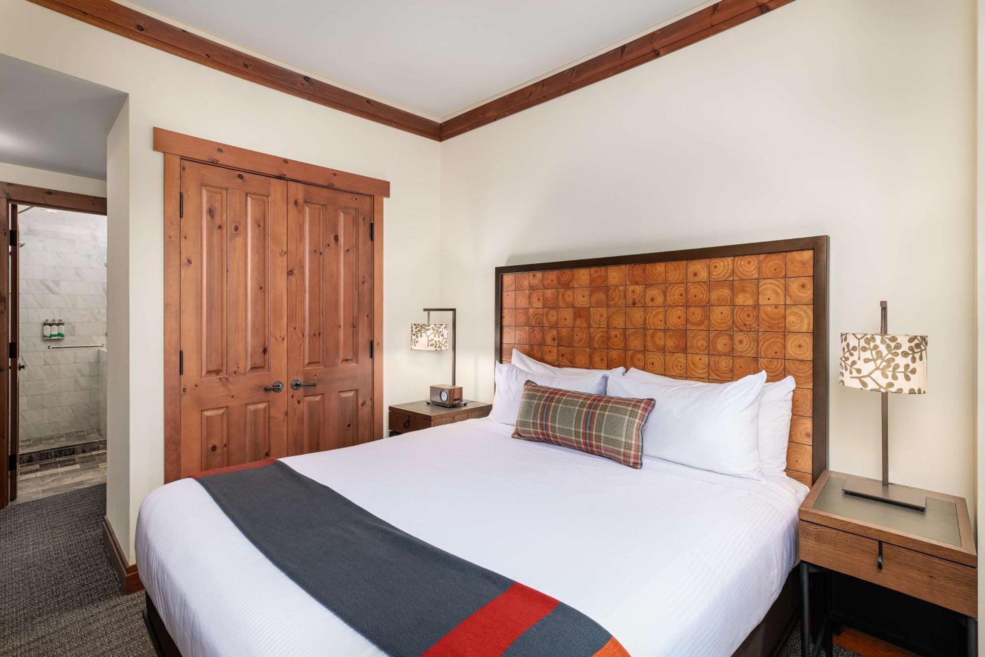 The Lodge At Spruce Peak, A Destination By Hyatt Residence Stowe Exterior photo